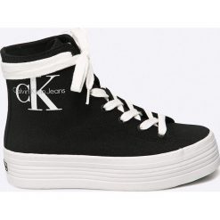 Calvin Klein Jeans - Trampki. Czarne trampki i tenisówki damskie Calvin Klein Jeans, bez wzorów, z jeansu, bez zapięcia. W wyprzedaży za 279,90 zł.