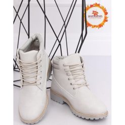 Timberki damskie szare W-3033 GREY. Szare botki damskie obuwie damskie, ze skóry ekologicznej, bez obcasa, na sznurówki. Za 68,85 zł.