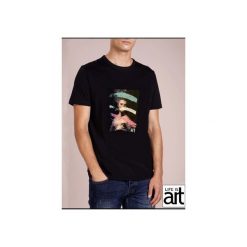 T-shirt : "Dama w niebieskiej sukni ". Białe t-shirty męskie Life is art, xxl, z nadrukiem, klasyczne, z klasycznym kołnierzykiem. Za 120,00 zł.