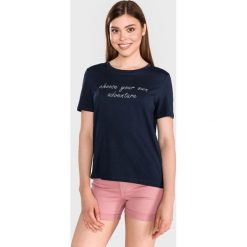 Vero Moda Sarah Olly Koszulka Niebieski. Niebieskie koszulki damskie Vero Moda, xs, z haftami, z bawełny, bez kołnierzyka, z krótkim rękawem. Za 57,95 zł.
