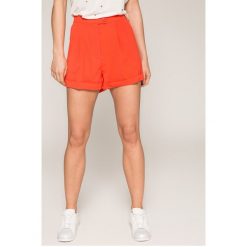Answear - Szorty. Czerwone szorty damskie marki ANSWEAR, s, z haftami, z poliesteru, casualowe, z podwyższonym stanem. W wyprzedaży za 54,90 zł.