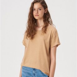 T-shirt oversize - Beżowy. Brązowe t-shirty damskie Sinsay, xl, bez wzorów, bez kołnierzyka. Za 14,99 zł.