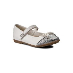 MAGIC LADY CS16003-8. Białe półbuty dziewczęce Magic Lady, bez zapięcia. Za 59,99 zł.