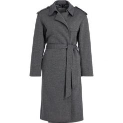 Płaszcz przejściowy TOMMY HILFIGER WW0WW25647. Szare płaszcze damskie TOMMY HILFIGER, bez wzorów. W wyprzedaży za 519,00 zł.