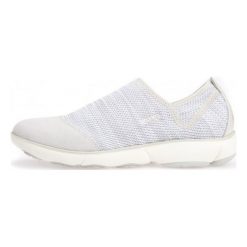 Geox Tenisówki Damskie Nebula 39 Kremowy. Białe buty sportowe damskie marki Geox, bez wzorów, bez zapięcia. W wyprzedaży za 374,00 zł.
