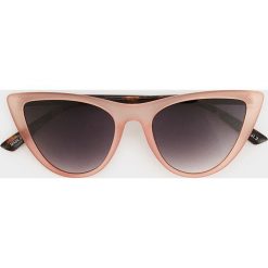 Parfois - Okulary. Różowe okulary przeciwsłoneczne damskie Parfois. Za 49,90 zł.