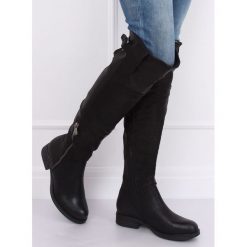 Oficerki muszkieterki czarne F2075 BLACK. Czarne kozaki damskie FunKee.pl, ze skóry ekologicznej, klasyczne, bez obcasa, na zamek. Za 119,99 zł.