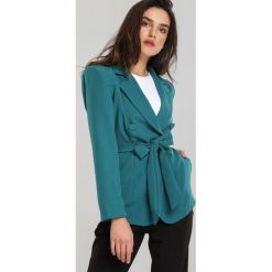 Niebieska Marynarka Kinross. Niebieskie marynarki damskie Renee, s, w paski. Za 129,99 zł.