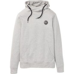 Bluza ze stójką Slim Fit bonprix jasnoszary melanż. Szare bluzy męskie bonprix, s, z nadrukiem, ze stójką, bez rękawów, bez kaptura. Za 74,99 zł.