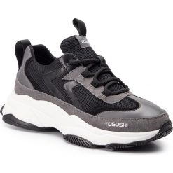 Sneakersy TOGOSHI - TG-04-02-000023 633. Czarne sneakersy męskie Togoshi, na co dzień, bez wzorów, ze skóry, bez zapięcia. W wyprzedaży za 349,00 zł.