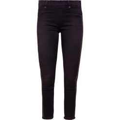 True Religion GLITTER Jeans Skinny Fit black. Czarne jeansy damskie marki True Religion, xs, bez wzorów, z elastanu. Za 759,00 zł.