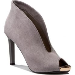 Buty zimowe damskie: Szpilki CARINII – B3879 I85-000-000-C17