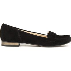 Zamszowe balerinki lordsy na 2 cm obcasie - skóra naturalna - model 025 - kolor czarny welur. Czarne baleriny damskie Zapato, z jeansu, z okrągłym noskiem, na niskim obcasie, na obcasie. Za 299,00 zł.
