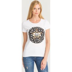 T-SHIRT liu jo. Białe t-shirty damskie Liu Jo, s, z nadrukiem, z elastanu, z okrągłym kołnierzem. Za 369,00 zł.