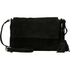 Torebki klasyczne damskie: Pieces PCMIA CROSS BODY Torba na ramię black