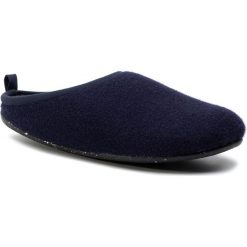 Kapcie CAMPER - Wabi 18811-069 Blue. Niebieskie klapki męskie Camper, z materiału. W wyprzedaży za 229,00 zł.