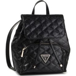 Plecak GUESS - Astrid (SG) HWSG74 79320 BLA. Czarne plecaki damskie Guess, z aplikacjami, ze skóry ekologicznej, eleganckie, bez dodatków. Za 629,00 zł.