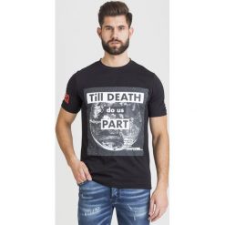 T-SHIRT SOUTHWARK JOHN RICHMOND. Czarne t-shirty męskie John Richmond, s, z nadrukiem, z bawełny, z okrągłym kołnierzem. Za 317,40 zł.