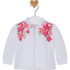 Bluza w kolorze białym. Białe bluzy dziewczęce Mayoral, bez wzorów, bez rękawów, bez kaptura. W wyprzedaży za 79,95 zł.