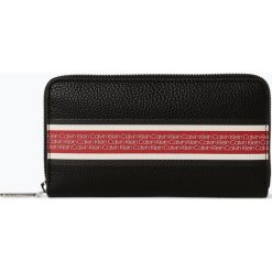Calvin Klein Womenswear - Portfel damski, czarny. Czarne portfele damskie marki Calvin Klein Womenswear, bez wzorów. Za 299,95 zł.