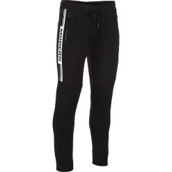 Czarne Spodnie Vivielora. Czarne spodnie męskie Born2be, xl, w paski, z dresówki, długie. Za 59,99 zł.
