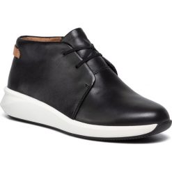 Sneakersy CLARKS - Un Rio Mid 261452404 Black Leather. Czarne półbuty damskie Clarks, ze skóry. W wyprzedaży za 329,00 zł.