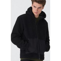 Pluszowa bluza z kapturem - Czarny. Czarne bluzy męskie House, s, bez wzorów, z kapturem, bez rękawów, z kapturem. Za 139,99 zł.