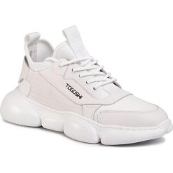 Sneakersy TOGOSHI - TG-07-04-000194 602. Brązowe sneakersy męskie Togoshi, bez zapięcia. W wyprzedaży za 299,00 zł.