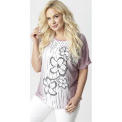 Czerwona Bluzka Asironei. Czerwone bluzki damskie Born2be, xl, bez wzorów, bez kołnierzyka, bez rękawów. W wyprzedaży za 49,99 zł.
