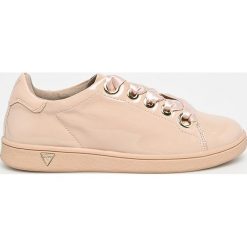 Buty sportowe damskie: Guess Jeans – Buty