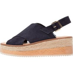 Rzymianki damskie: Whistles MIX FLATFORM Sandały na platformie navy