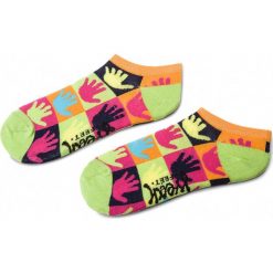 Skarpety Niskie Dziecięce FREAK FEET - JSDLO-MCO Kolorowy Zielony. Zielone skarpetki męskie marki Freak Feet, w kolorowe wzory, z bawełny. Za 9,99 zł.