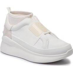 Sneakersy UGG - W Neutra Sneaker 1095097 W/Cmlk. Białe półbuty damskie Ugg, ze skóry. Za 639,00 zł.