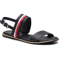Sandały TOMMY HILFIGER - Flat Sandal Corporate Ribbon FW0FW04049 Midnight 403. Klapki damskie TOMMY HILFIGER. W wyprzedaży za 319,00 zł.