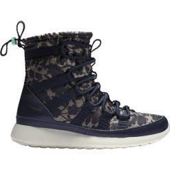 Buty Nike Wmns Roshe One Hi Liberty QS "Cameo" (821776-400). Brązowe buty sportowe damskie marki Nike, z materiału. Za 188,99 zł.
