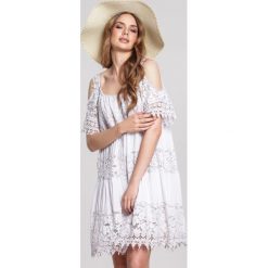 Beżowa Sukienka Creat. Brązowe sukienki damskie other, s, bez wzorów, z koronki, bez kołnierzyka, bez rękawów, mini. Za 129,99 zł.