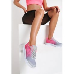 Szaro-Różowe Buty Sportowe Amavia. Szare buty sportowe damskie Renee, z nadrukiem, sportowe, do biegania. Za 99,99 zł.