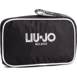 Saszetka Liu Jo Pochette Tessuto T19140 T0300. Czarne torebki klasyczne damskie Liu Jo, bez wzorów, bez dodatków. W wyprzedaży za 109,00 zł.