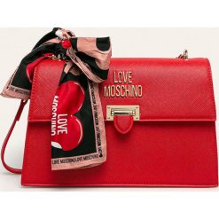 Love Moschino - Torebka. Czerwone listonoszki damskie Love Moschino, w paski, ze skóry ekologicznej, bez dodatków. Za 839,90 zł.
