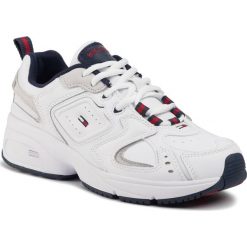Sneakersy TOMMY JEANS - Heritage Sneaker EN0EN00721 White YBS. Białe półbuty damskie Tommy Jeans, z jeansu. Za 539,00 zł.