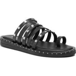 Klapki GIOSEPPO - Deskati 49035 Black. Czarne klapki damskie Gioseppo, bez wzorów, ze skóry, bez obcasa. W wyprzedaży za 179,00 zł.