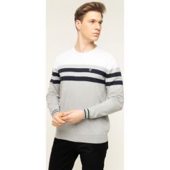 Sweter Guess M01R44 Z0990. Niebieskie swetry męskie Guess, xl, z aplikacjami, klasyczne, z klasycznym kołnierzykiem, bez kaptura. W wyprzedaży za 209,00 zł.