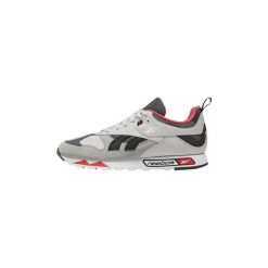 Buty Reebok Classic Buty Classic Leather RC 1.0. Szare trampki i tenisówki damskie Reebok Classic, bez wzorów, bez zapięcia. Za 379,00 zł.
