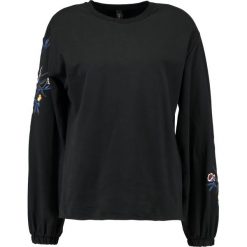 Bluzy damskie: YAS YASWONDER EMBROIDERY Bluza black