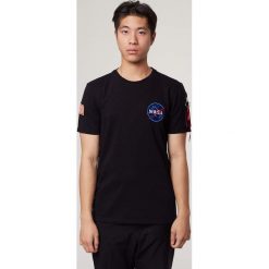 NASA HEAVY T-SHIRT BLACK. Czarne t-shirty męskie Alpha Industries. Za 219,99 zł.