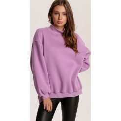 Jasnofioletowa Bluza Synallia. Fioletowe bluzy damskie Renee, s, bez wzorów, bez rękawów, bez kaptura. Za 109,99 zł.