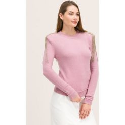 Sweter Patrizia Pepe 2M3772/A5P2-R659. Różowe swetry damskie Patrizia Pepe, m, bez wzorów, klasyczne, bez rękawów, bez kaptura. W wyprzedaży za 459,00 zł.
