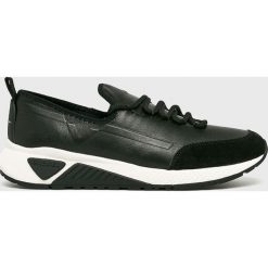 Diesel - Buty. Czarne sneakersy męskie Diesel, z okrągłym noskiem, na sznurówki. W wyprzedaży za 449,90 zł.