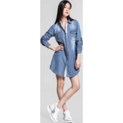 Jasnoniebieska Sukienka Need A Taste. Niebieskie sukienki damskie other, xl, z aplikacjami, z jeansu, bez kołnierzyka, bez rękawów, mini. Za 79,99 zł.