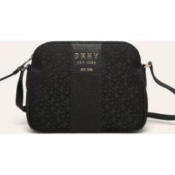 Dkny - Torebka. Czarne torebki klasyczne damskie DKNY, w paski, ze skóry, casualowe, na ramię, średnie, bez dodatków. Za 849,90 zł.